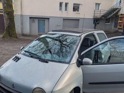 Gebraucht Renault Twingo Authentique 58 PS (42 kW) 2007 Silber Kleinwagen