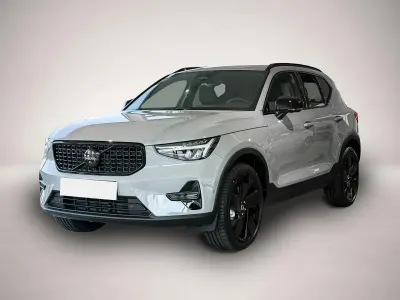 Neu Volvo XC40 Plus 163 PS (119 kW) 2026 Manufacturer SUV