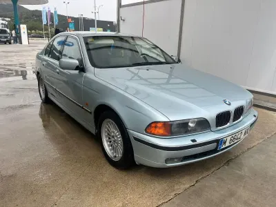 Gebraucht BMW 540 286 PS (210 kW) 1998 Grau Limousine