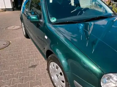 Gebraucht VW Golf IV 75 PS (55 kW) 2002 Gelb Limousine