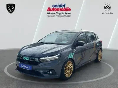 Usata Dacia Sandero Expression 91 CV (66 kW) 2023 Grigio Berlina