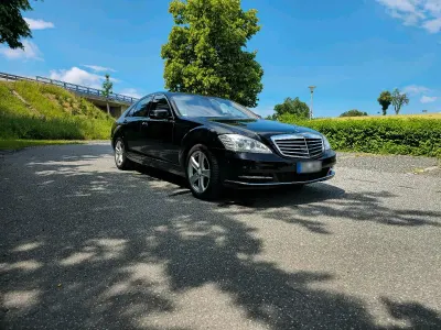 Gebraucht Mercedes S500 388 PS (285 kW) 2010 Schwarz Limousine
