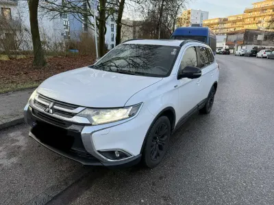 Gebraucht Mitsubishi Outlander Edition+ 150 PS (110 kW) 2018 Weiß SUV