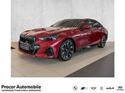 Nouă BMW 540 M Sport 286 CP (210 kW) 2026 Roșu Berlinǎ