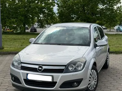Occasion Opel Astra 105 ch (77 kW) 2006 Argent Citadine