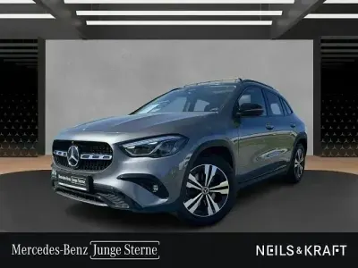Gebraucht Mercedes GLA220 Progressive 190 PS (139 kW) 2025 Grau SUV