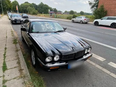 Gebraucht Jaguar XJ8 Executive 1998 Schwarz Limousine