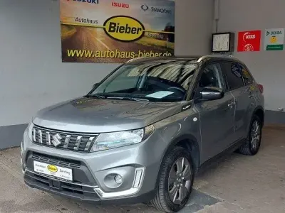 Gebraucht Suzuki Vitara Comfort 116 PS (85 kW) 2022 Grau SUV