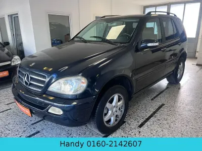 Gebraucht Mercedes ML500 292 PS (214 kW) 2002 Schwarz SUV