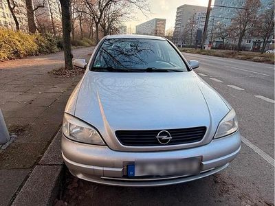 Silber Gebraucht 2000 Opel Astra Limousine | 1.000 € (Guter Preis)
