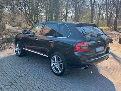 Second-hand Porsche Cayenne 250 CP (183 kW) 2007 Negru SUV