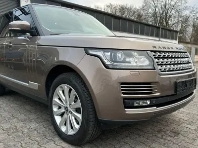 Usata Land Rover Range Rover Vogue 258 CV (189 kW) 2015 Oro SUV