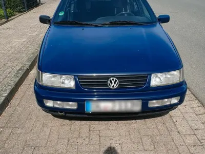 Gebraucht VW Passat 90 PS (66 kW) 1995 Blau Kombi