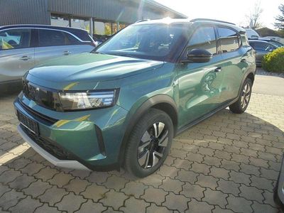 Neu Opel Frontera 136 PS (100 kW) 2025 Grün metalliclackierung SUV