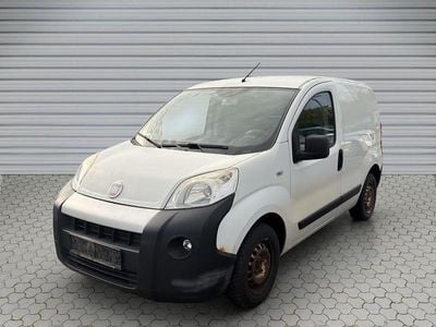 Begagnad Fiat Fiorino Basis 75 HK (55 kW) 2010 Vit Minibuss