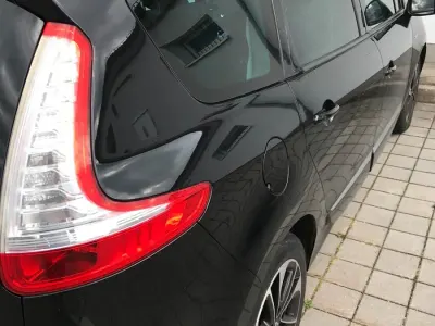 Gebraucht Renault Grand Scénic Bose Edition 131 PS (96 kW) 2014 Schwarz Van / Kleinbus