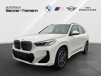 Gebraucht BMW iX1 Exclusive 230 kW (313 PS) 2025 Alpinweiß SUV
