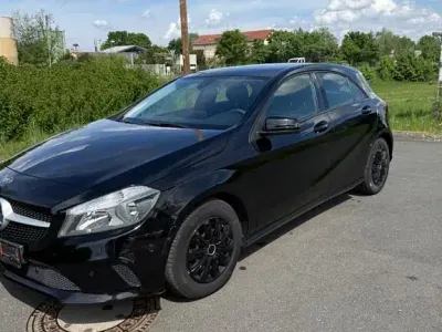 Gebraucht Mercedes A160 102 PS (75 kW) 2018 Schwarz Limousine