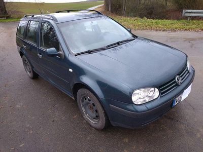 Grün Gebraucht 2006 VW Golf IV Basis Kombi | 1.550 € (Etwas zu teuer)