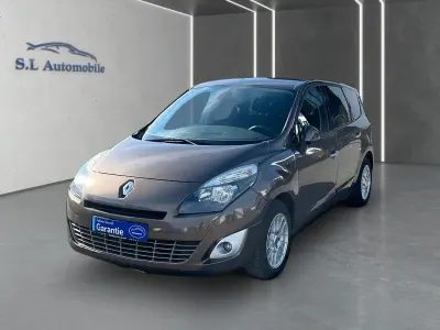 Gebraucht Renault Scénic III Dynamique 131 PS (96 kW) 2010 Braun Van / Kleinbus