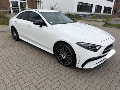Usata Mercedes CLS300 265 CV (194 kW) 2022 Bianco Coupé