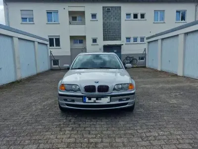 Brugt BMW 325 192 HK (141 kW) 2001 Sølv Sedan