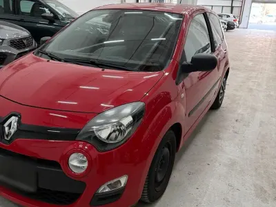 Gebraucht Renault Twingo 75 PS (55 kW) 2014 Rot Kleinwagen