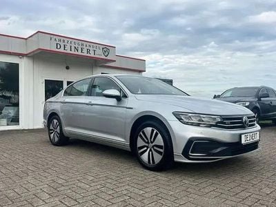 Second-hand VW Passat GTE 218 CP (160 kW) 2020 Argintiu Berlinǎ