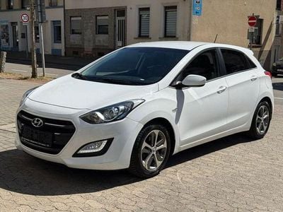 Usata Hyundai i30 Style 136 CV (100 kW) 2016 Bianco Berlina