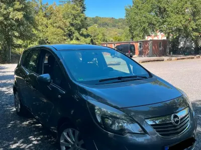 Gebraucht Opel Meriva 140 PS (102 kW) 2012 Grau Van / Kleinbus