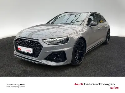 Gebraucht Audi RS4 Exclusive 450 PS (330 kW) 2023 Nardograu Kombi