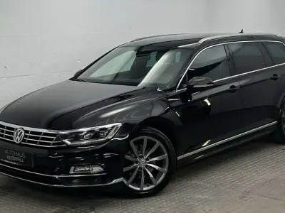 Usata VW Passat R-line 220 CV (161 kW) 2018 Nero Station wagon