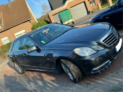 gebraucht Mercedes E220 