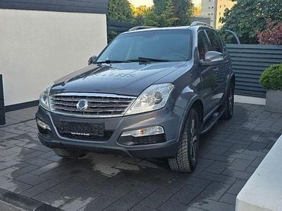 Second-hand Ssangyong (KGM) Rexton Sapphire 178 CP (130 kW) 2016 Gri SUV
