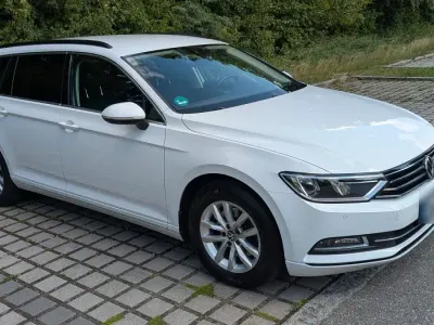 Gebraucht VW Passat Comfortline 150 PS (110 kW) 2019 Weiß Kombi