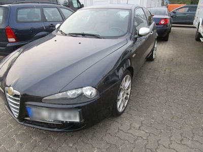 gebraucht Alfa Romeo 147 1,9 JTD, 2008, TÜV fällig