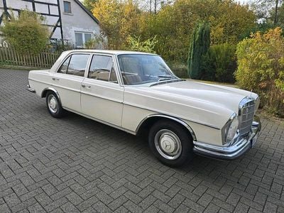Gebraucht Mercedes S250 131 PS (96 kW) 1966 Weiß Limousine