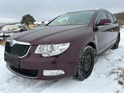 Gebraucht Skoda Superb 160 PS (117 kW) 2010 Rot Kombi