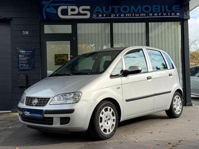 Gebraucht Fiat Idea 95 PS (69 kW) 2011 Silber Van / Kleinbus