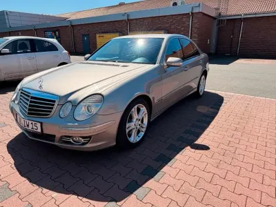 Używany Mercedes E280 190 KM (139 kW) 2006 Szary Sedan/Limuzyna