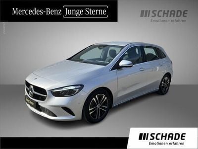 Usata Mercedes B180 Progressive 136 CV (100 kW) 2023 Argento Monovolume