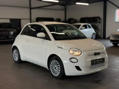 Gebraucht Fiat 500e 86 kW (118 PS) 2023 Weiß Limousine