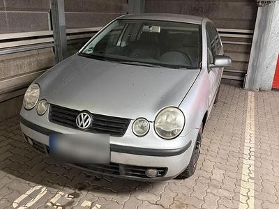 Gebraucht VW Polo 75 PS (55 kW) 2004 Silber Kleinwagen