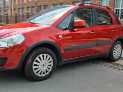 Gebraucht Suzuki SX4 Comfort 120 PS (88 kW) 2012 Orange Kleinwagen