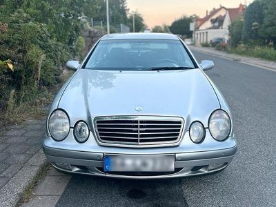 Mercedes CLK320