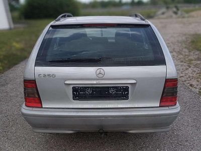 Gebraucht Mercedes C250 150 PS (110 kW) 1998 Silber Kombi