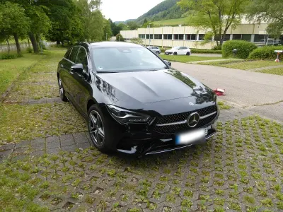 Gebraucht Mercedes CLA250 Shooting Brake 272 PS (200 kW) 2023 Schwarz Kombi