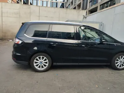 Usata Ford Galaxy Trend 150 CV (110 kW) 2017 Nero Monovolume
