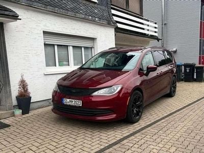 Rot Gebraucht 2020 Chrysler Pacifica SUV | 24.000 €
