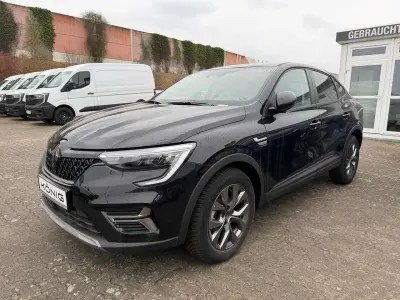 Gebraucht Renault Arkana Evolution 140 PS (102 kW) 2025 Onyxschwarzmetallic SUV